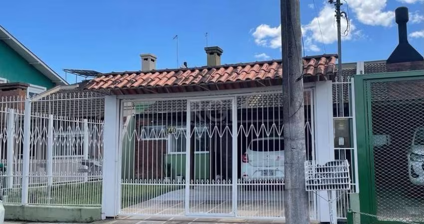 Casa em condomínio próximo Avenida Protasio Alves