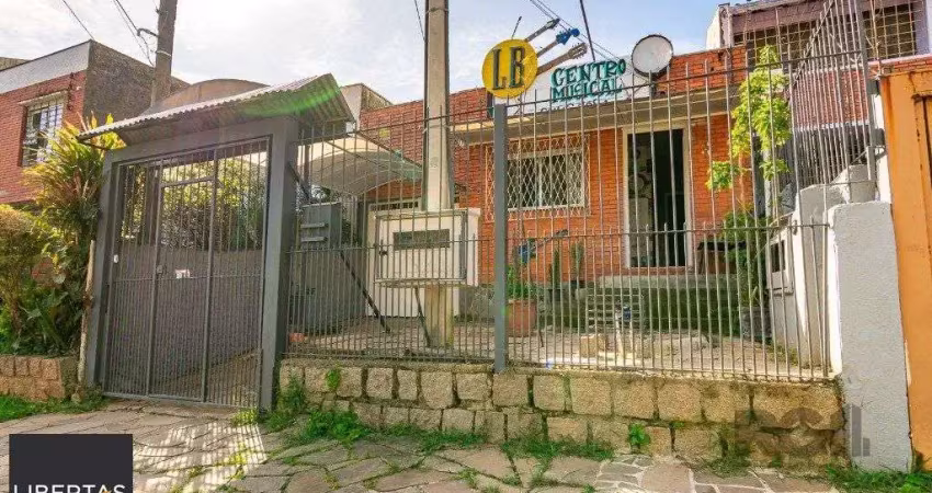 Casa com 3 quartos à venda na Avenida José Gertum, 490, Chácara das Pedras, Porto Alegre