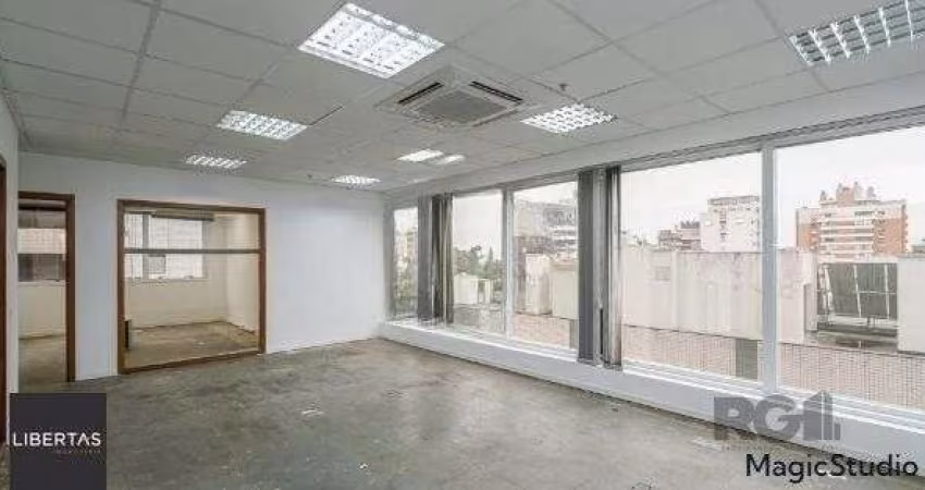 Ampla sala comercial próximo à Carlos Gomes