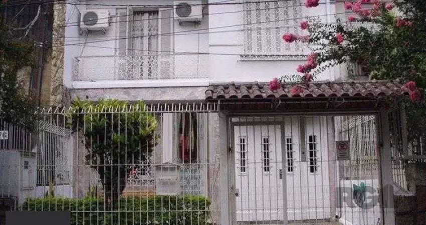 Casa sobrado no bairro higienópolis de 3 dormitórios e 2 vagas