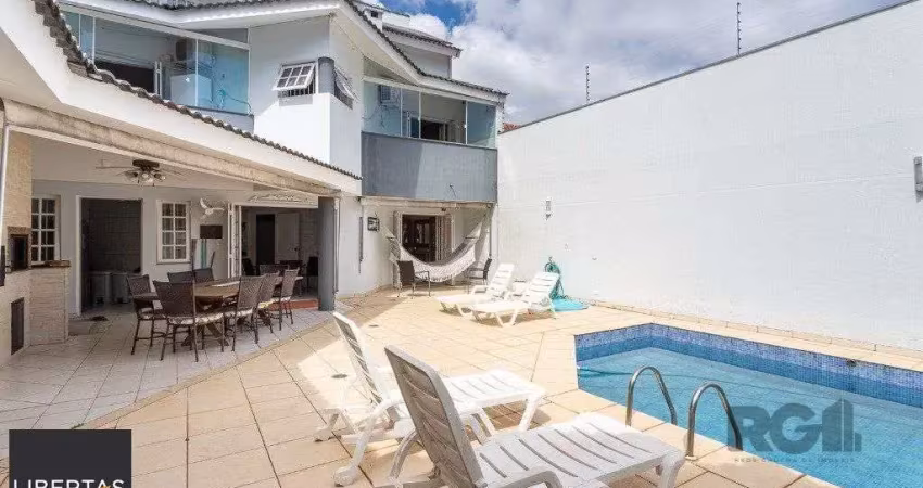 Casa sobrado no alto petrópolis de 5 dormitórios e 3 vagas