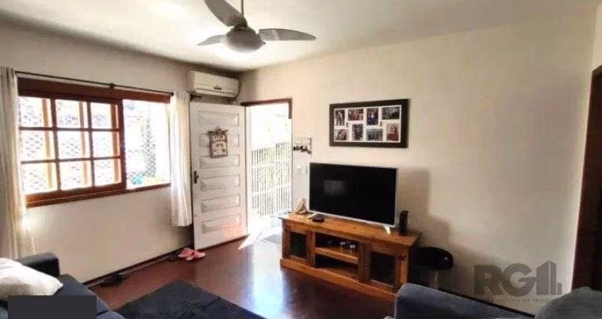 casa sobrado de 3 dormitórios e 3 vagas