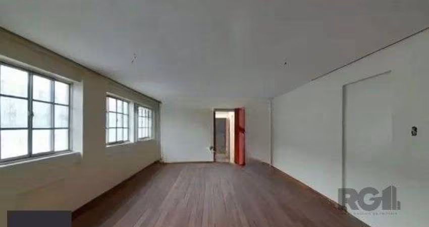 Sobre Loja com 140m² no bairro Santa Cecília - Porto Alegre