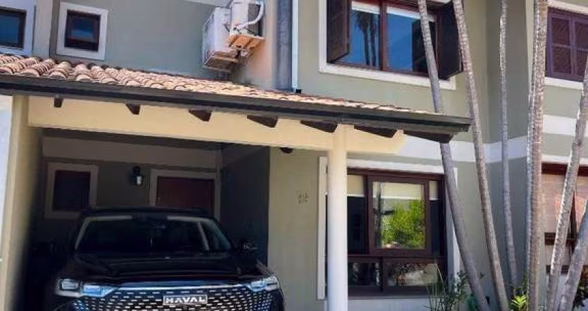 Casa 4D em condomínio na zona sul!