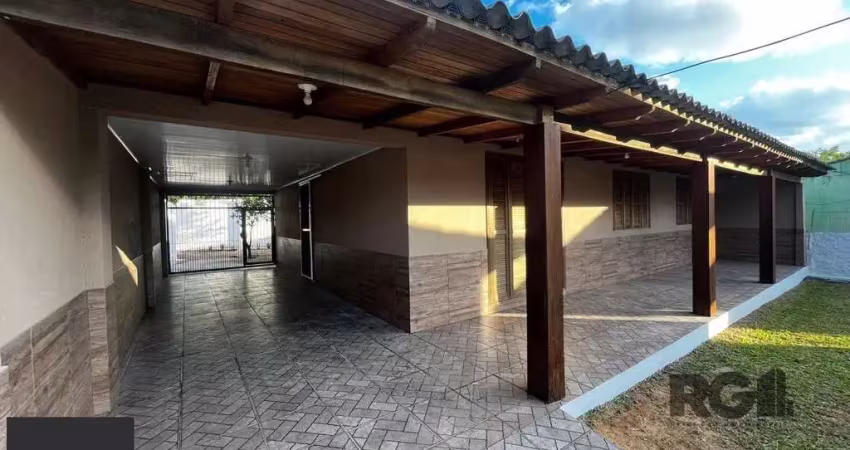 Casa com 3 quartos à venda na Rua Lauro Motta Duarte, 74, Belém Novo, Porto Alegre