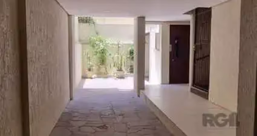 Apartamento de dois quartos e uma vaga de garagem no bairro independência em porto alegre