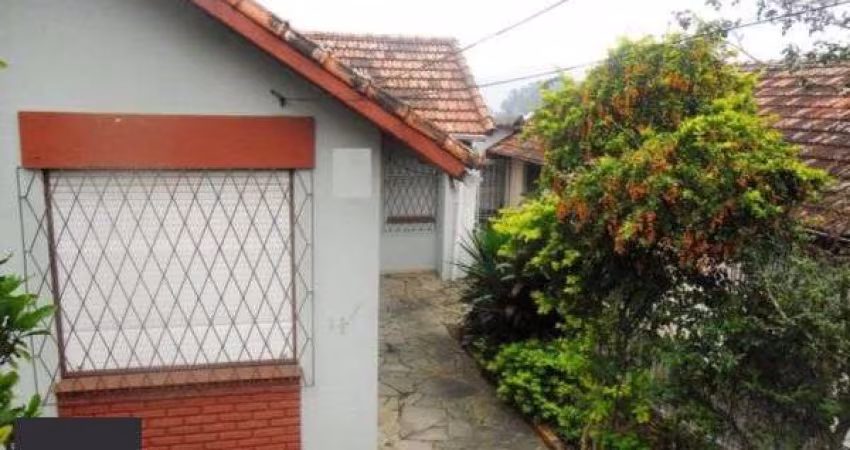 Casa 3 dormitórios perto da PUC/Cristiano Fischer
