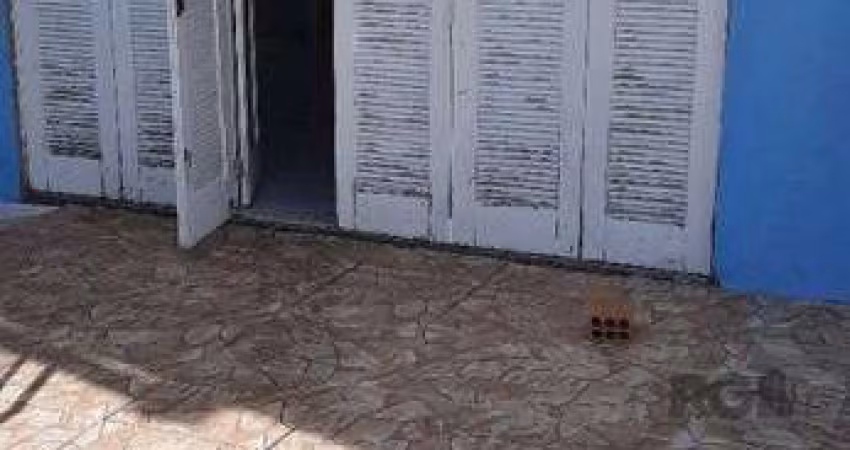 Oportunidade Imperdível: Prédio com 4 Apartamentos, Pátio e 2 Vagas de Garagem