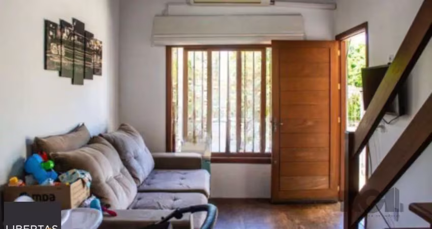 Casa com 3 quartos à venda na Avenida Nossa Senhora de Guadalupe, 121, Hípica, Porto Alegre