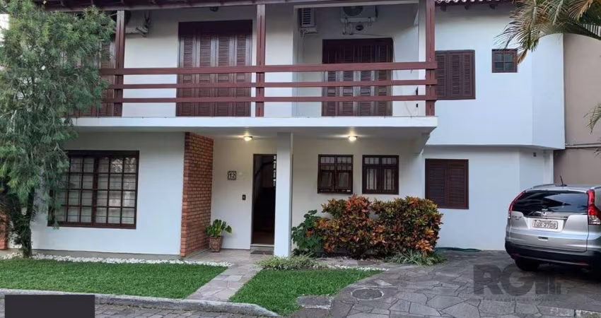 Casa 03 Dormitórios Condomínio Fechado Bairro Jardim Isabel