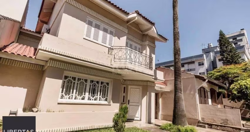 Casa para Venda - 377m², 3 dormitórios, sendo 2 suites, 4 vagas - Higienópolis
