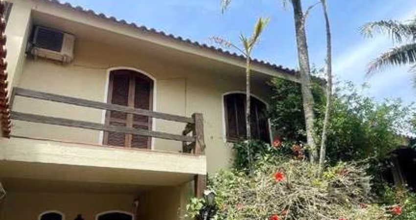 Casa de Condomínio em Cristal