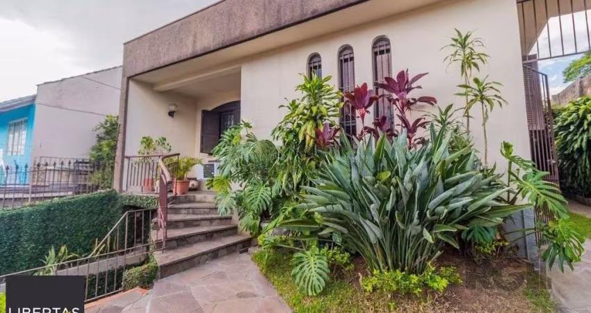 Casa 3 dormitórios no bairro  Vila Jardim