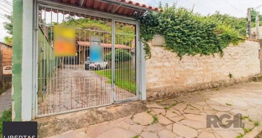 Casa com 3 dormitórios no bairro Partenon