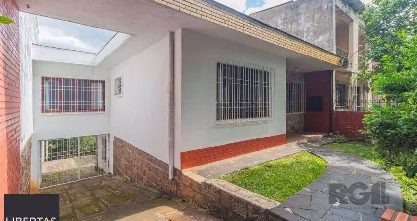 Casa 3 dormitórios no bairro Jardim Europa