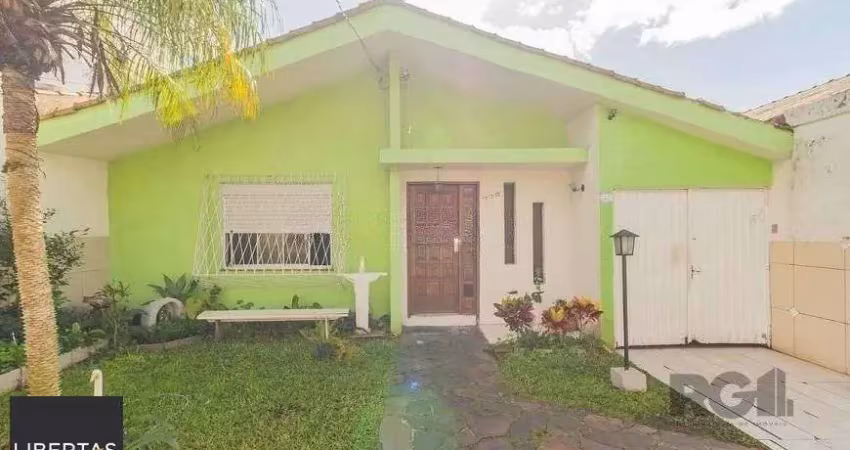 Excelente casa de 70m² com 3 dormitórios no bairro sarandi.