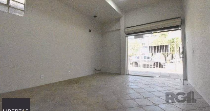 Sala reformada e desocupada!