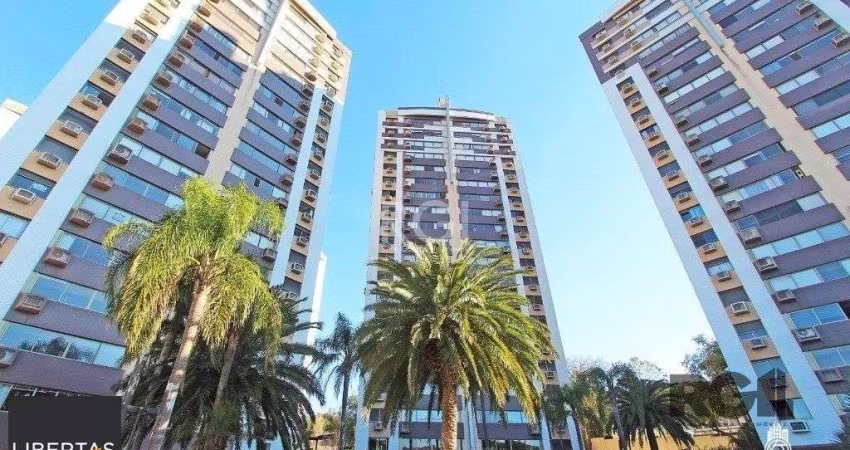 Apartamento de três dormitórios, suíte e duas vagas de garagem no bairro Higienópolis em Porto Alegre.