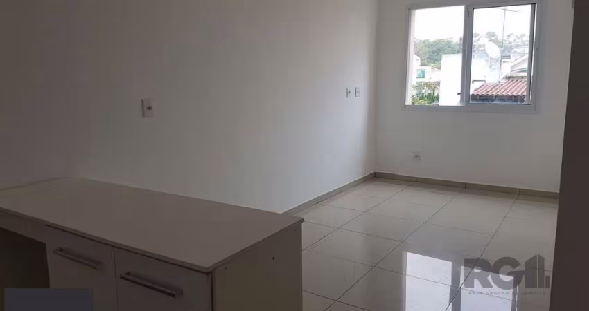 Ótimo apartamento de 1 dormitório com banheiro social e Piscina, 1 vaga de garag