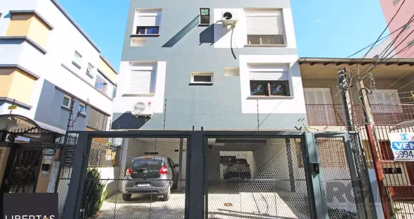 Apartamento de 2 dormitórios e 1 vaga de garagem no bairro Santana em Porto Alegre