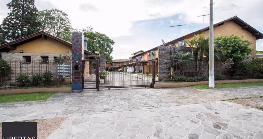Casa de Condomínio em Cavalhada