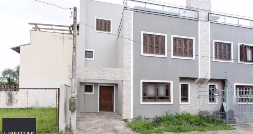 Sobrado 2 dormitórios  mais terreno de esquina de 192m2
