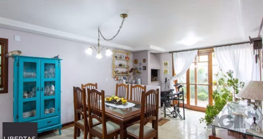 Casa de Condomínio em Jardim Isabel