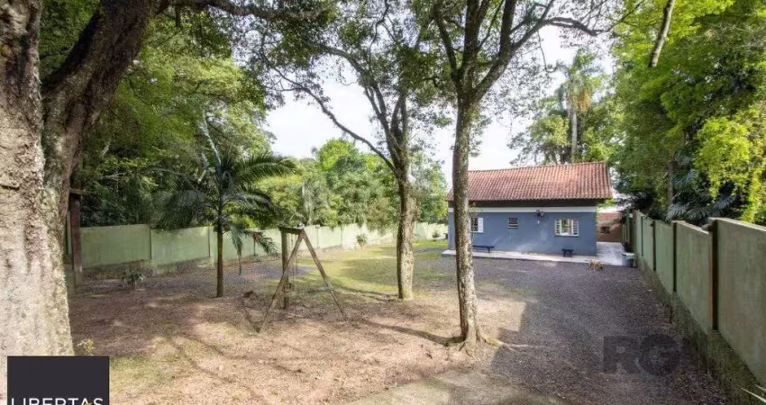 Casa com 2 quartos à venda na Rua Acácias, 112, Ponta Grossa, Porto Alegre