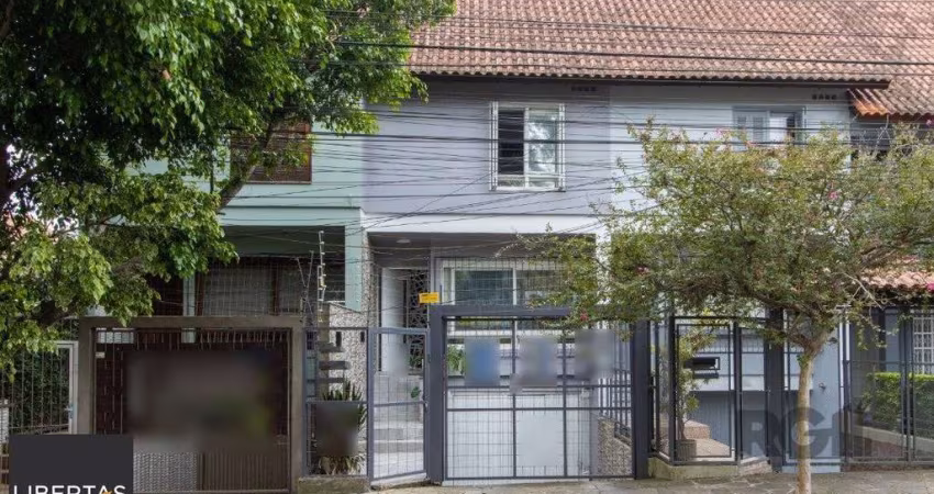 Sobrado com 148,45m², com 2 quartos, suíte, área gormet, vista para o Guaíba, na Vila Conceição.
