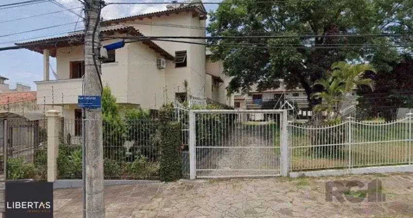 Casa em condomínio fechado com 4 quartos à venda na Rua Catumbi, 301, Medianeira, Porto Alegre