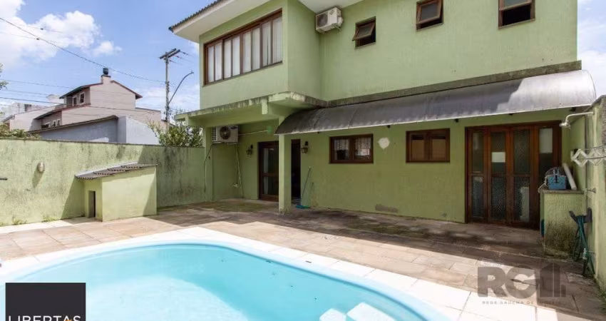 Casa para Venda - 174m², 3 dormitórios, sendo 1 suites, 2 vagas - Jardins do Prado