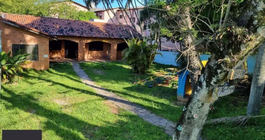 Casa Comercial para Venda / Bairro Cavalhada / Terreno 450m²