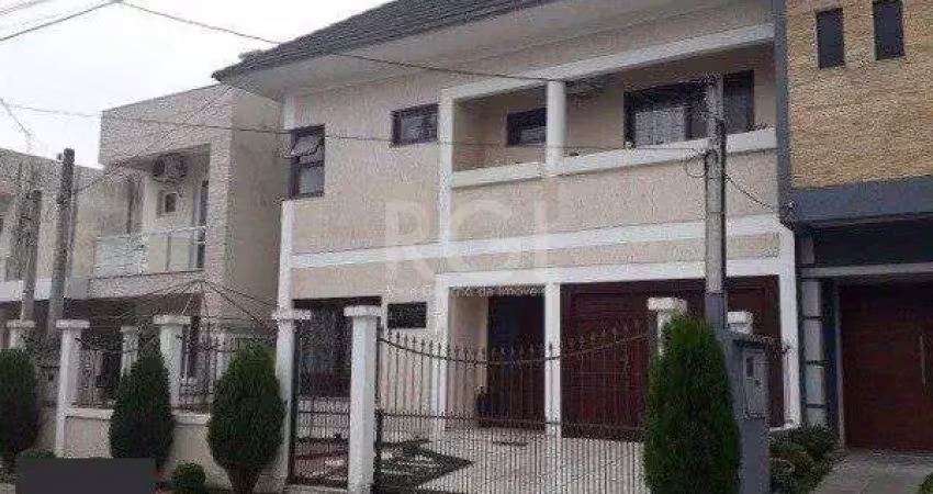 Casa para venda - 272m², 3 dormitórios, sendo 1 suítes, 2 vagas - hípica