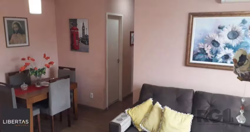 Apartamento de 2 dormitórios e vaga escriturada em condomínio com infra completa.