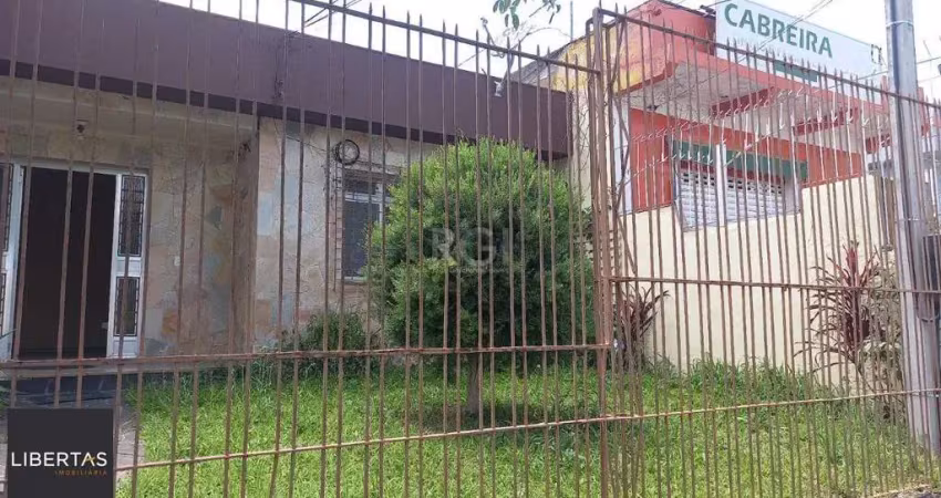 Casa  com 03 dormitórios e 01 suíte no bairro partenon porto alegre/rs