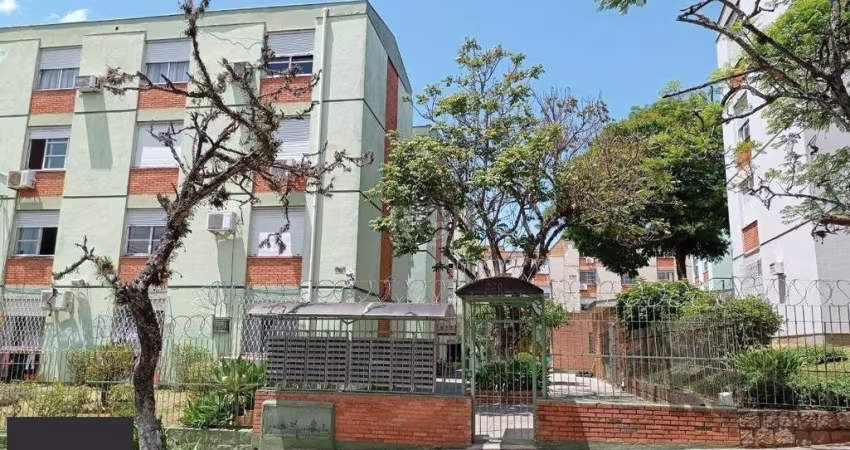 Apartamento de 3 dormitórios com vaga rotativa no bairro Cristal