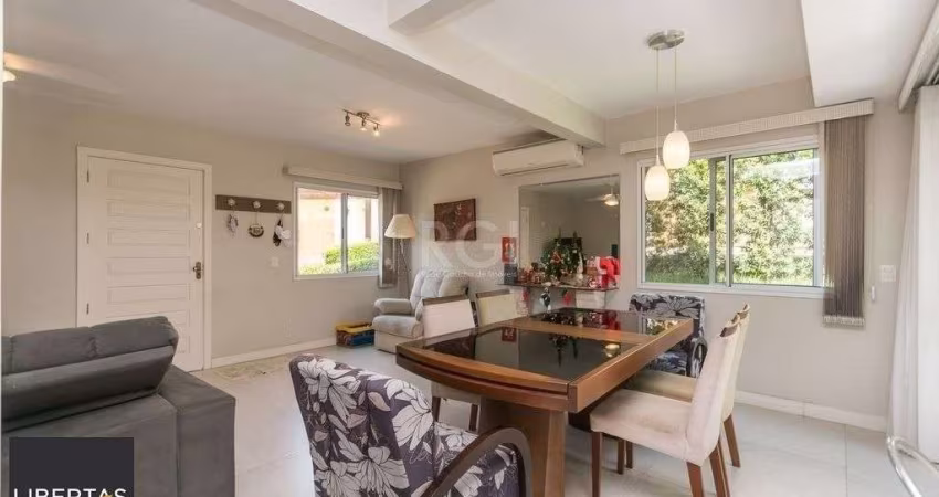 Casa Condominio para Venda - 178,00 m², 3 dormitórios, sendo 2 suites, 2 vagas - Alto Petrópolis