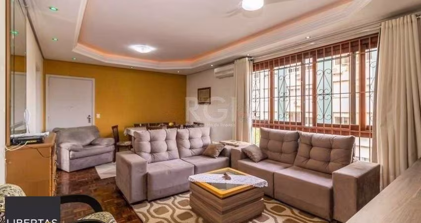 Apartamento 100m² no bairro Farroupilha - semi mobiliado, 3 dormitórios, 1 suíte e 1 vaga