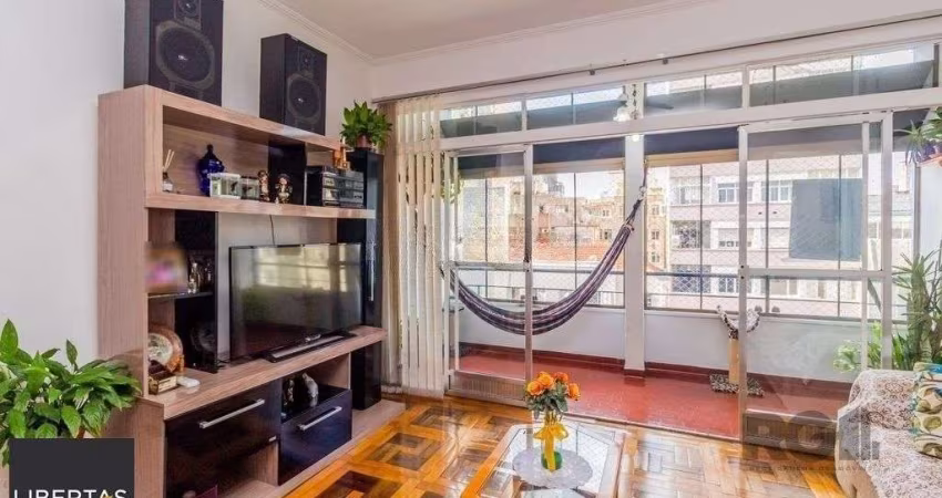 Excelente apartamento de 88m² com 3 dormitórios e sacada.