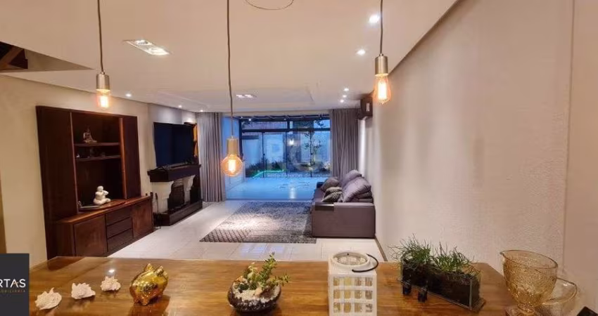 Casa de Condomínio em Vila Conceição