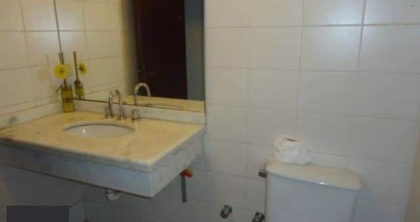 Casa condomínio, 3 dormitórios, 1 suíte, 2 vagas