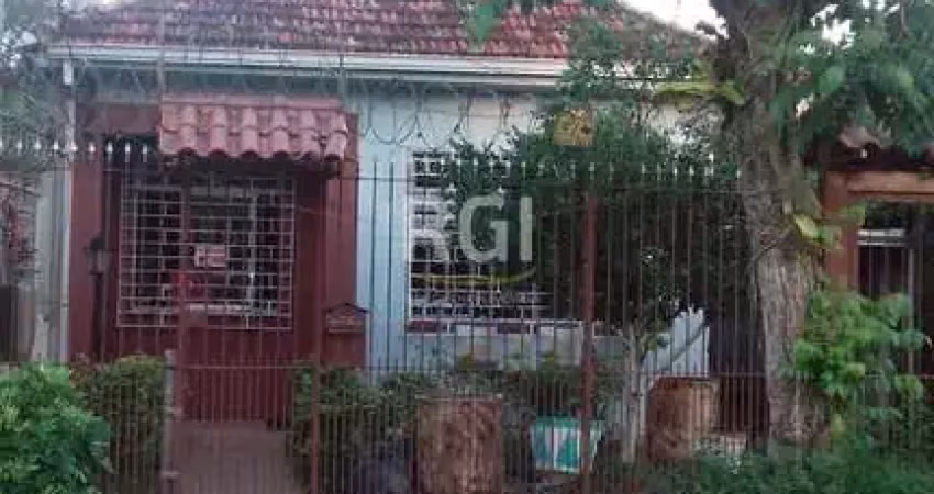 Casa para venda - 70m², 2 dormitórios, 2 vagas - partenon