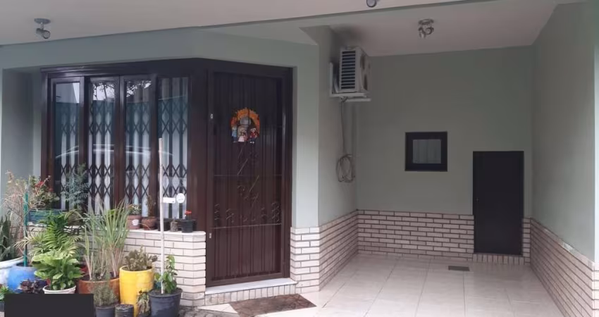 Casa para Venda - 135.29m², 3 dormitórios, sendo 1 suites, 1 vaga - Ipanema
