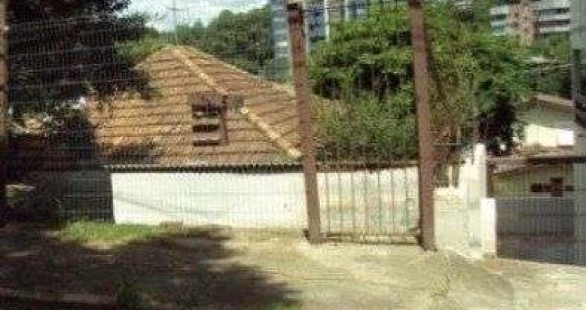 TERRENO COM PROJETO APROVADO NO BAIRRO BOA VISTA - JUNTO AO COUNTRY CLUBE