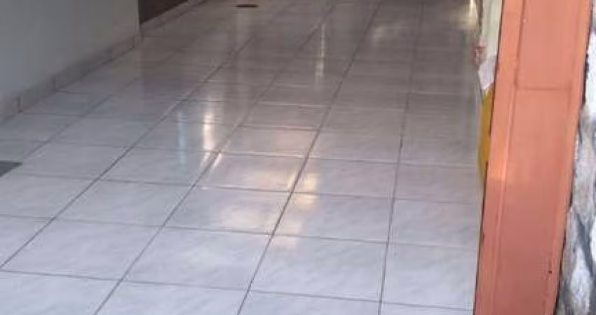 Casa para Venda - 300m², 3 dormitórios, 2 vagas - Nonoai