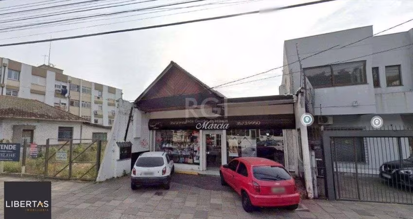 Casa para Venda - 400m², 3 dormitórios, 2 vagas - Teresópolis