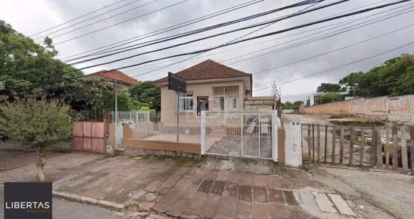 Casa para Venda - 200m², 8 dormitórios, 5 vagas - Teresópolis
