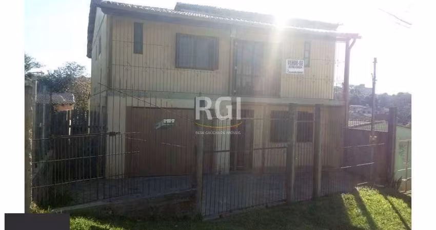 Casa para Venda - 634m², 2 dormitórios, sendo 1 suites, 3 vagas - Lomba do Pinheiro