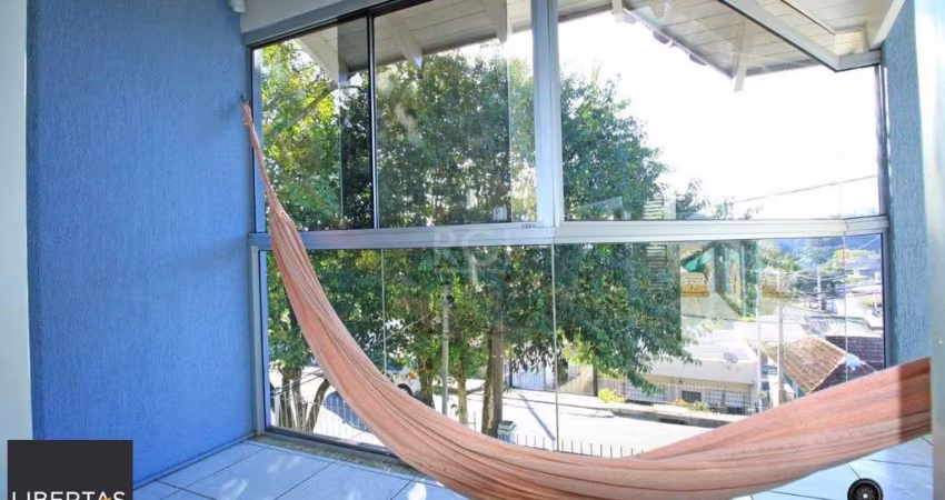 Casa para Venda - 328.5m², 3 dormitórios, sendo 1 suites, 3 vagas - Cavalhada, P