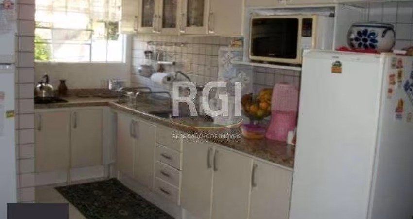 Casa para Venda - 185m², 3 dormitórios, 3 vagas - Santa Maria Goretti